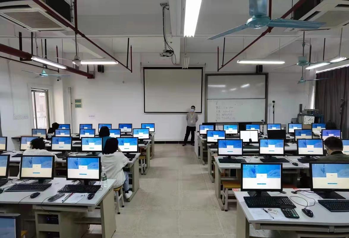 酒店管理人員上崗必備證件全指南 合規執業的關鍵憑證